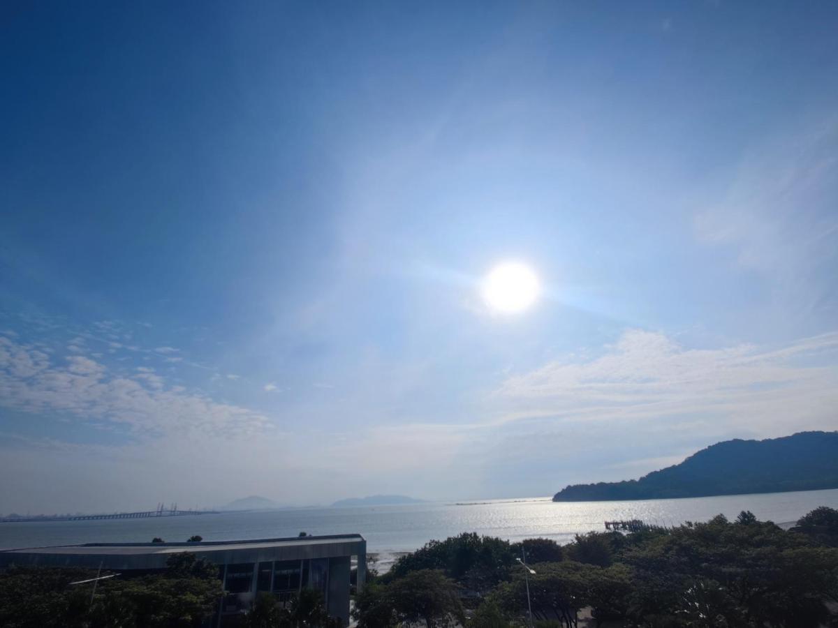 Infinite Seaview With Penang Bridge Suite With Sunrise Up To 11 Person Bayan Lepas Eksteriør bilde