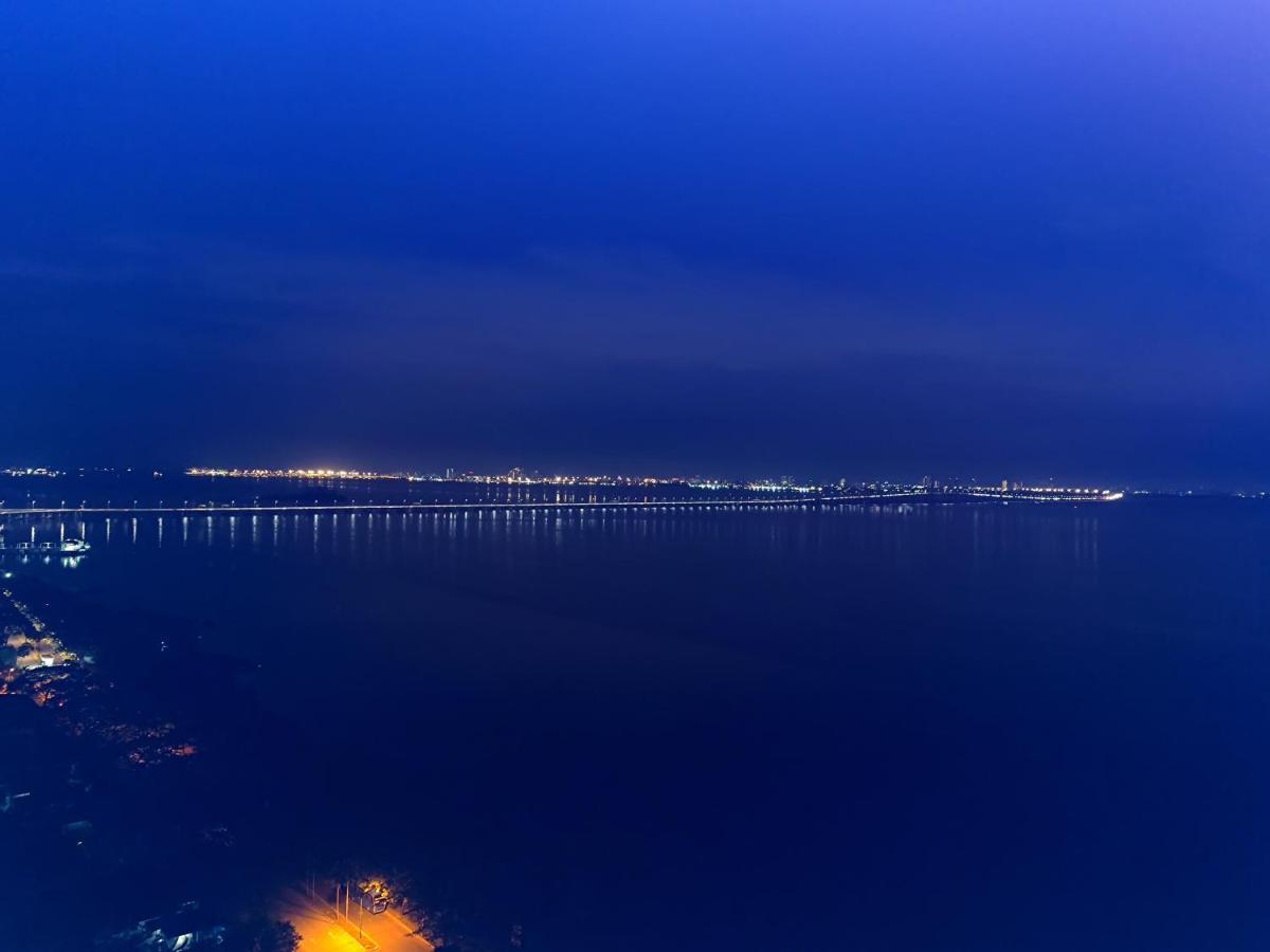 Infinite Seaview With Penang Bridge Suite With Sunrise Up To 11 Person Bayan Lepas Eksteriør bilde